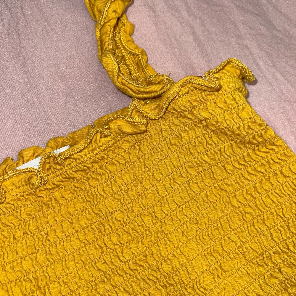 Crop top - Picture 2 of 2